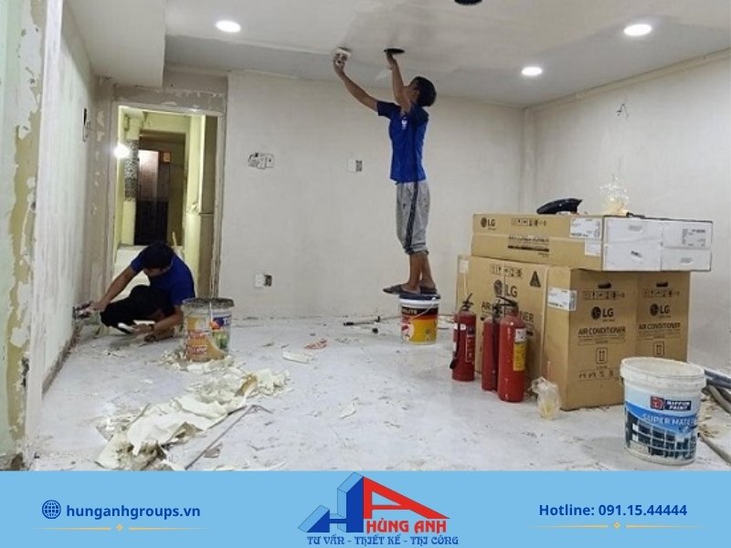 Hình ảnh chi tiết quá trình cải tạo mặt tiền, nội thất và điện nước chung cư mini