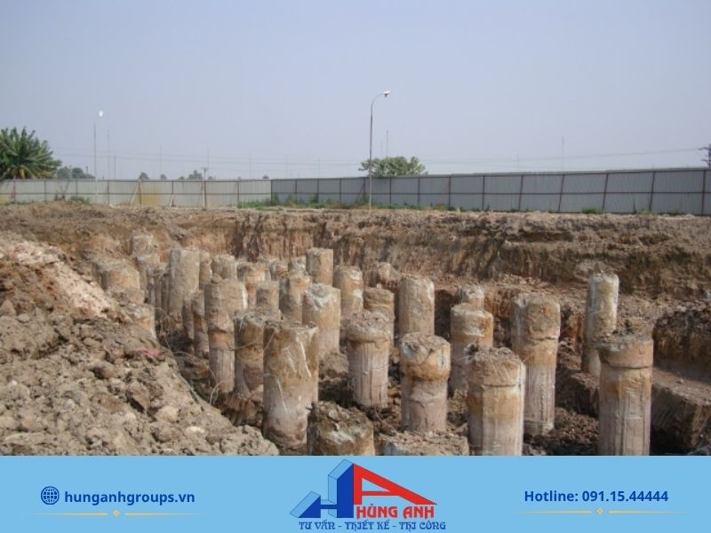 Móng nhà trên nền đất yếu: Hướng dẫn chọn móng và xử lý chống lún Móng cọc – Giải pháp phổ biến cho nền đất yếu