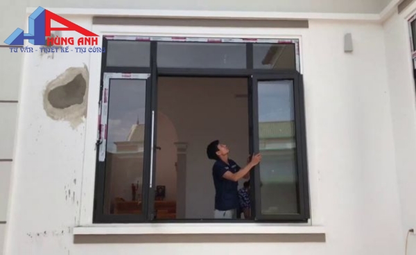 lắp đặt cửa sổ cho nhà ở
