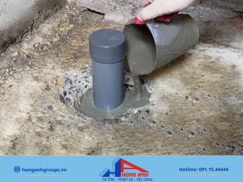 Sửa chữa nhà vệ sinh cũ | Báo giá trọn gói, lo giấy phép A-Z Xử lý chống thấm dột cổ ống thoát nước khi sửa nhà vệ sinh tại Hà Nội