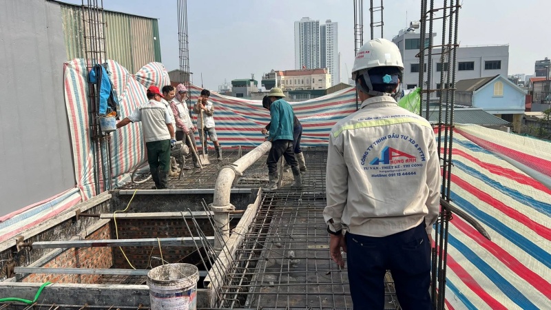 đổ bê tông sàn mái