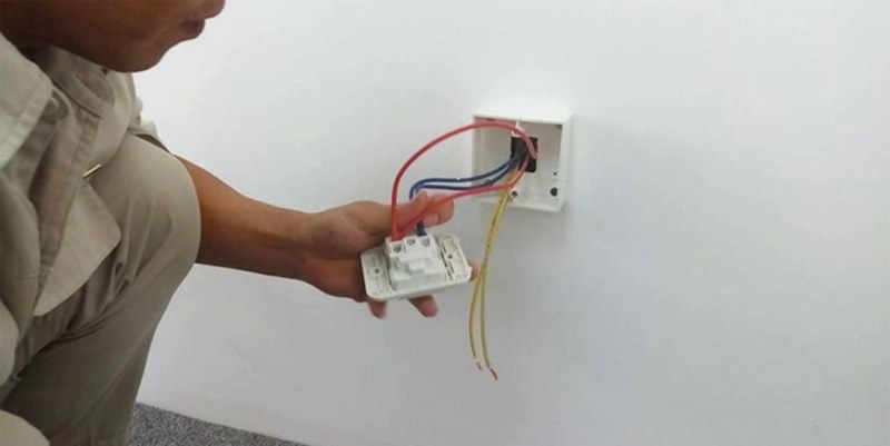 Cách tính chi phí lắp đặt điện nước cho nhà ở đi điện âm tường