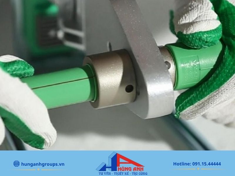 Báo giá thi công lắp đặt điện nước theo m2 mới nhất Hàn ống nước bằng nhiệt