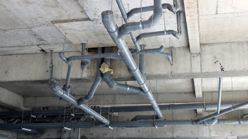 Cách tính chi phí lắp đặt điện nước cho nhà ở thi công đường nước hộ gia đình